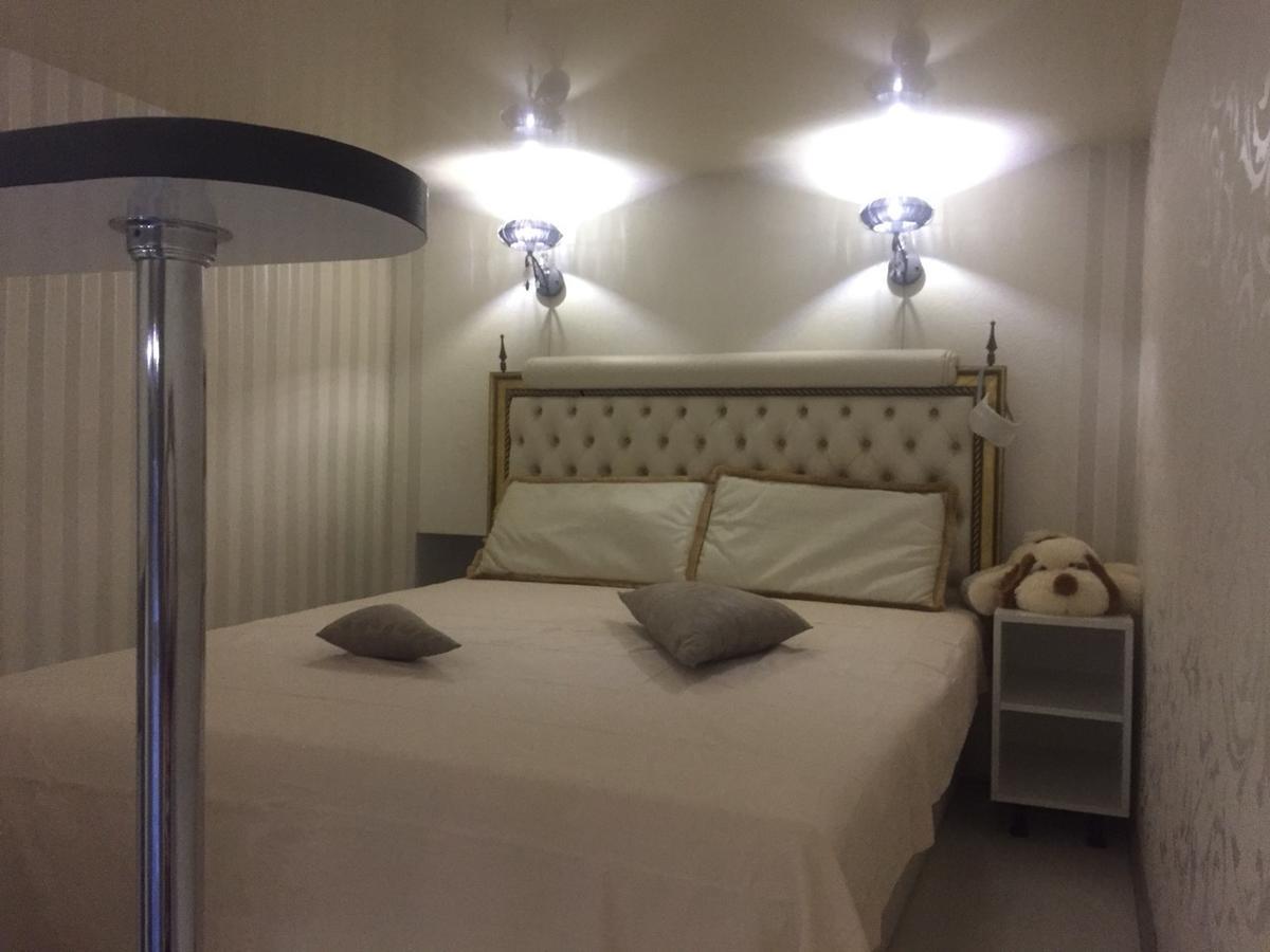 Fiesta Apartment Odessa Luaran gambar